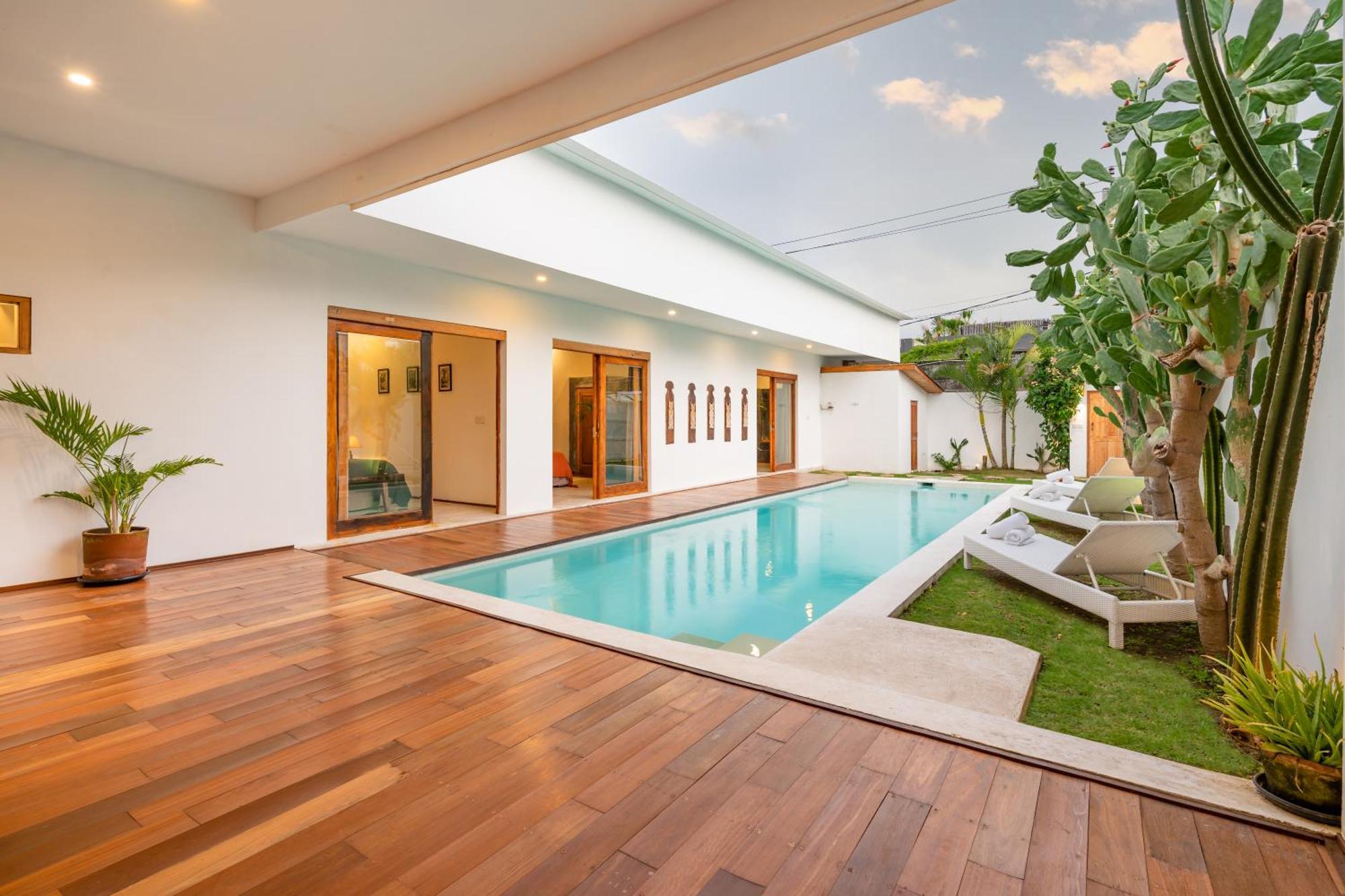 Villa Wuizy By Dreamawaybali Seminyak (Bali)